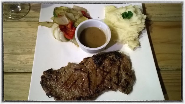 Sirloin Steak with Mushroom Sauce and Mass Potato