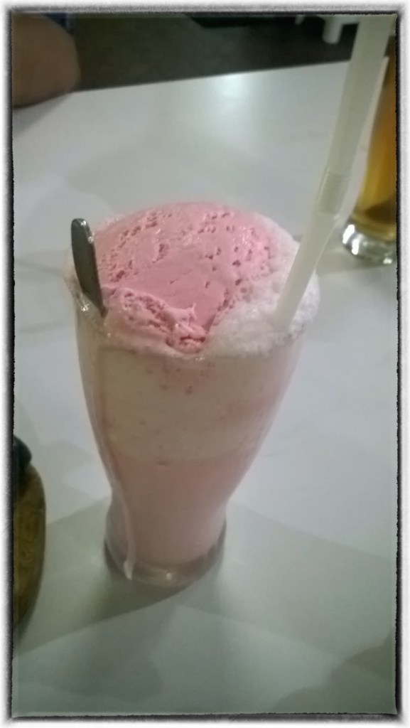Strawberry Milkshake With Ice Cream